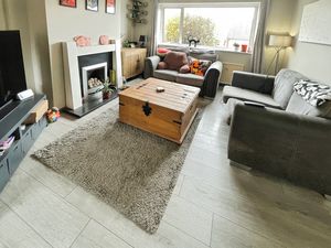 Lounge- click for photo gallery